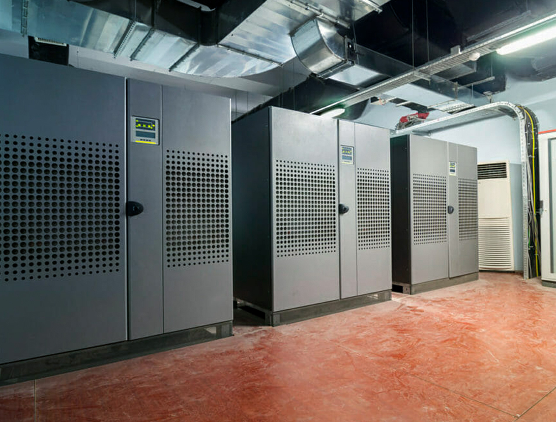 Power Generators & UPS
